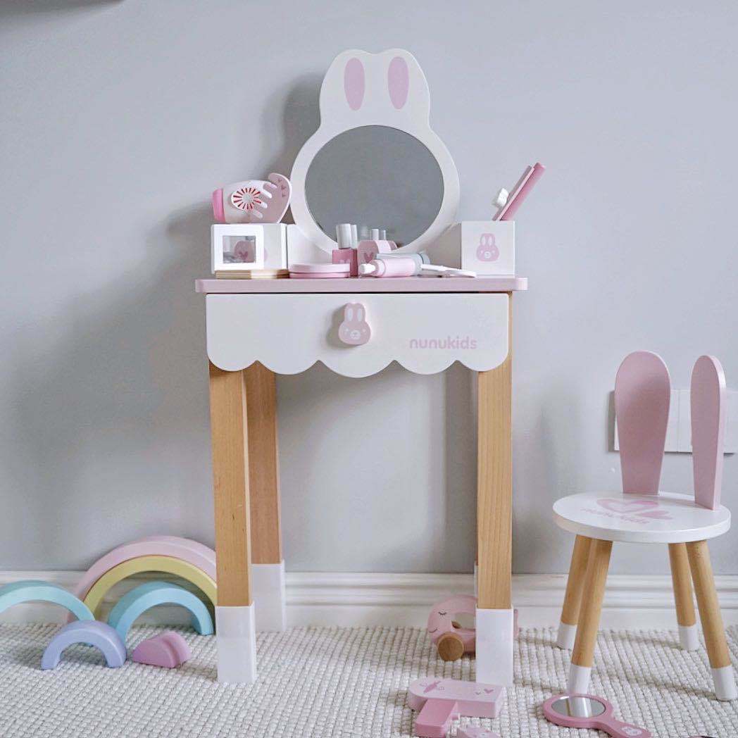 Makeup desk and chair