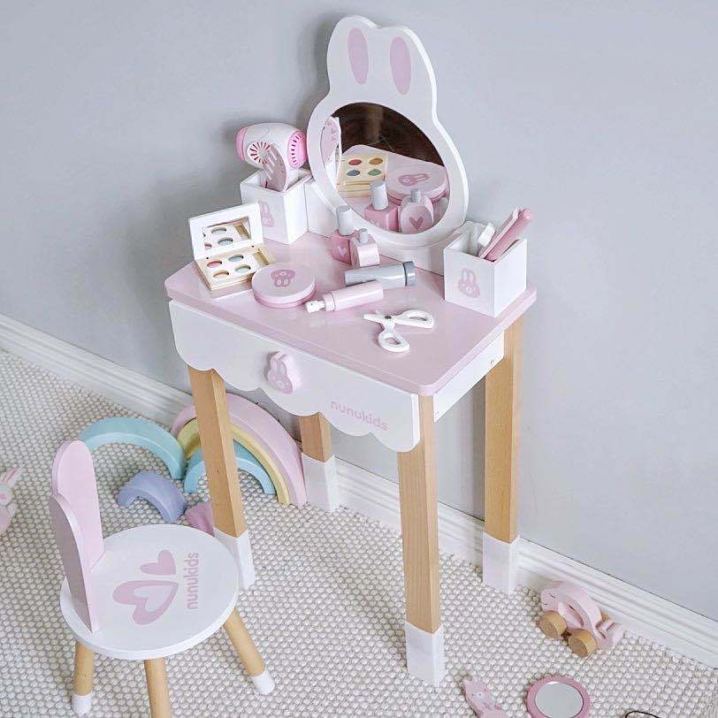 Makeup desk and chair