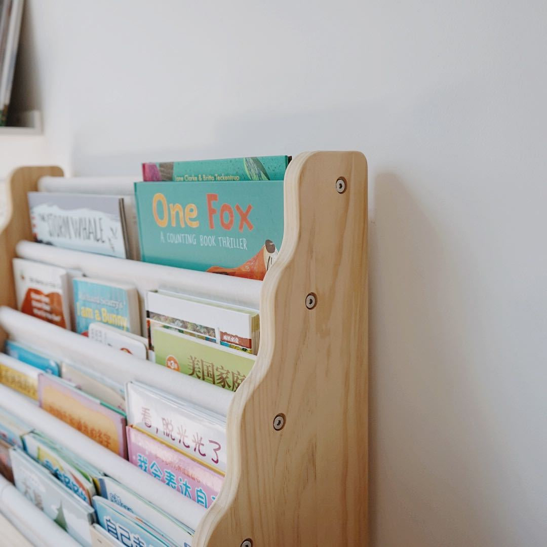 Kienvy Wooden bookshelf