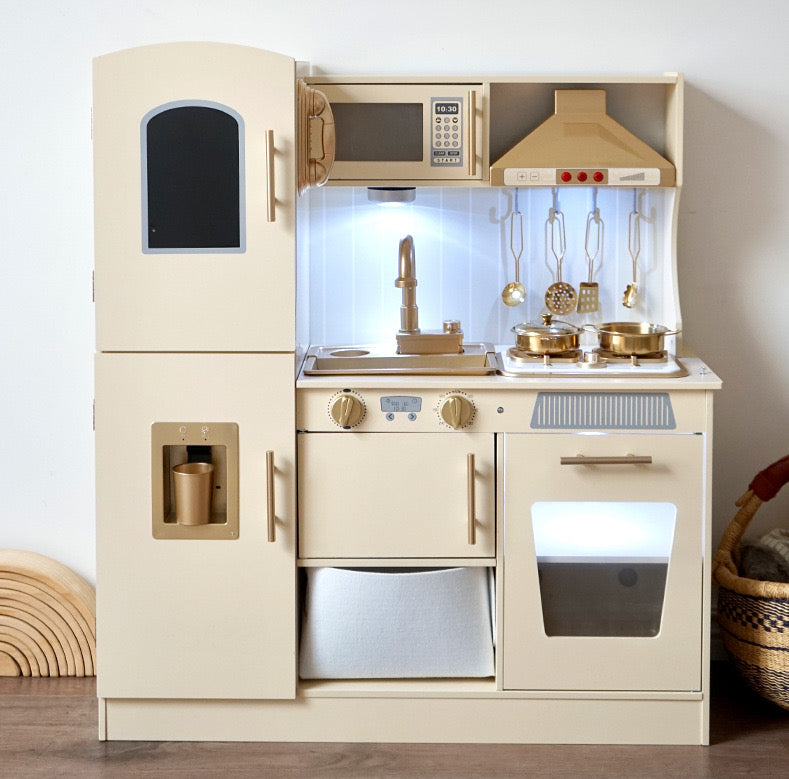 Gold kitchen toy play set