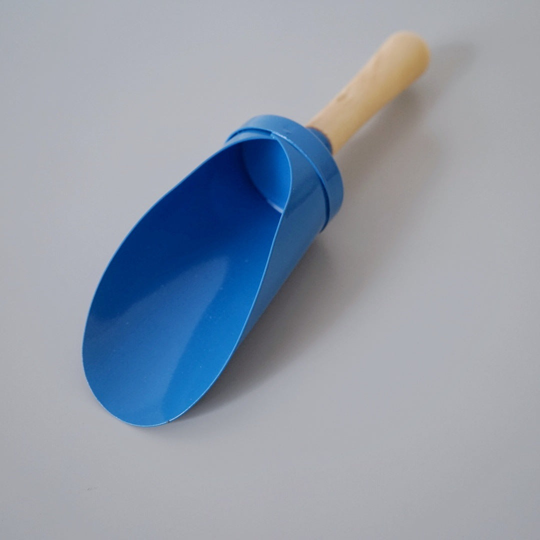 sand digging toy