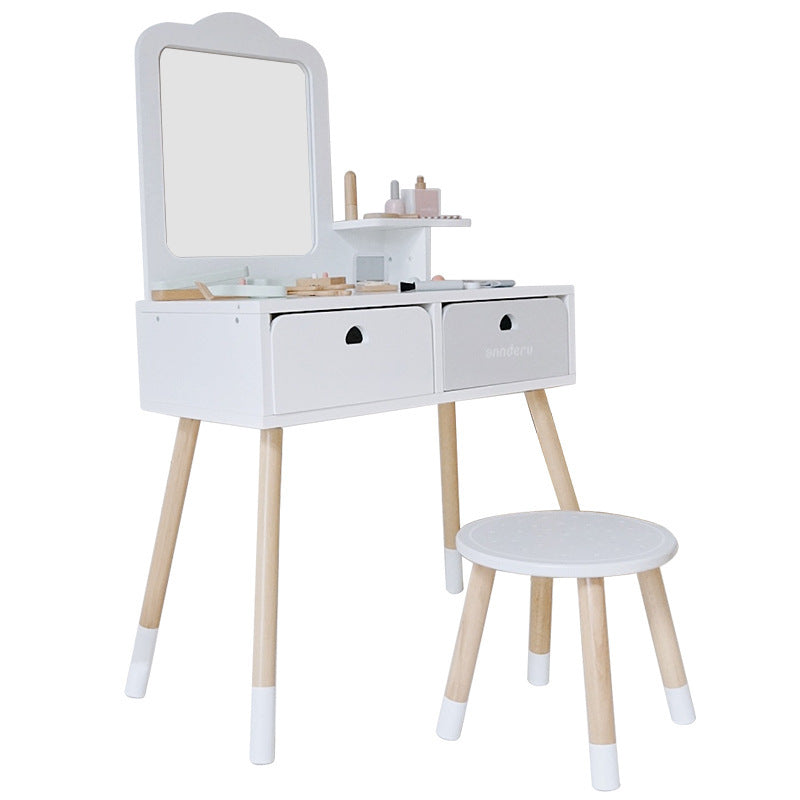 Vanity Dresser with chair ages 3y+