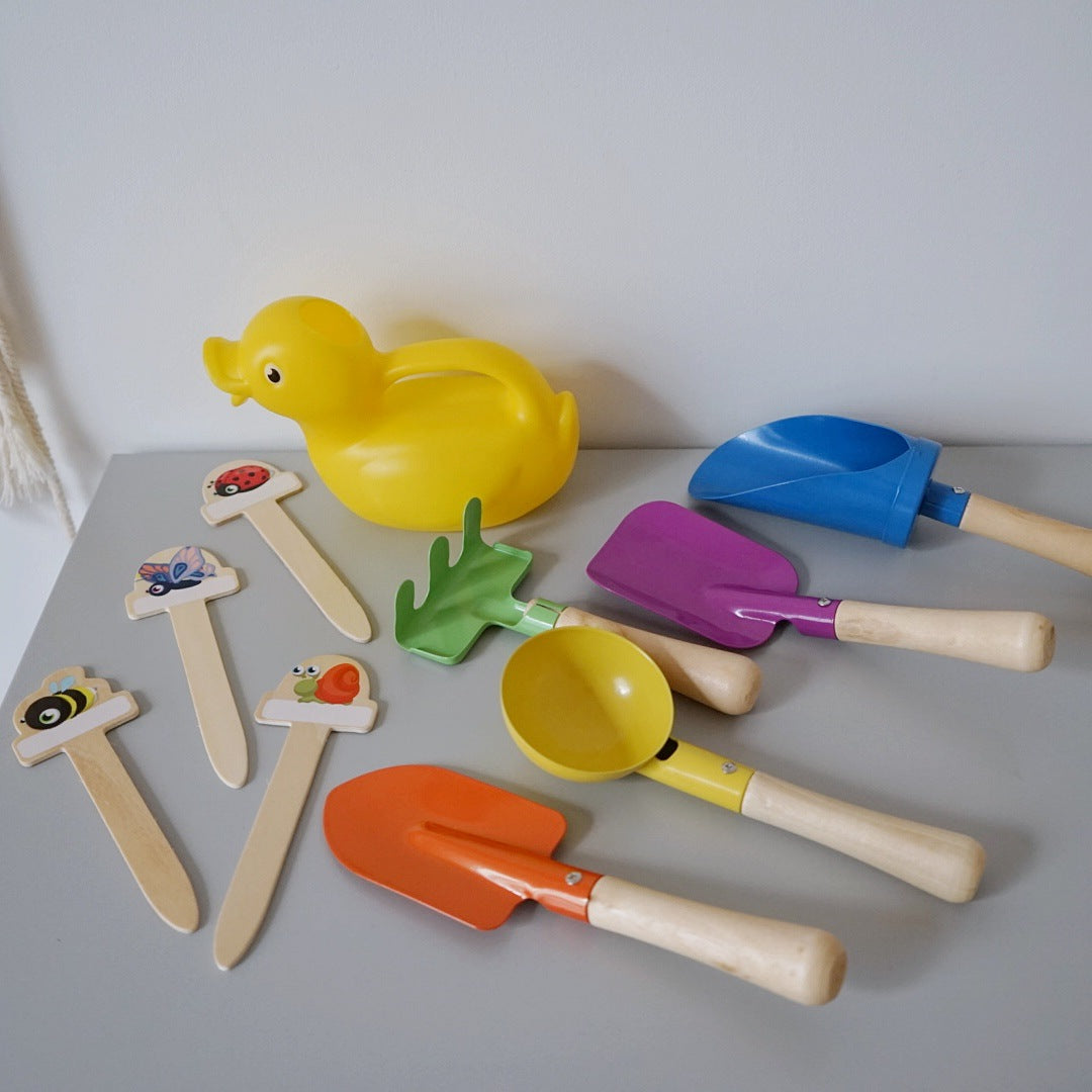 sand digging toy