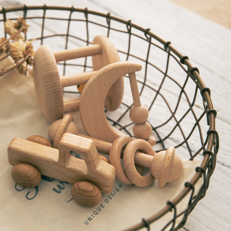 Crochet Animals Rattles Soother Bracelet Wooden Teether for Baby Gift