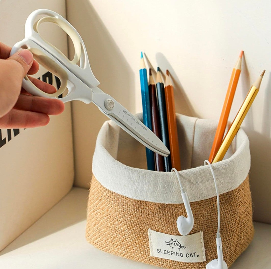 Mini hanging storage
