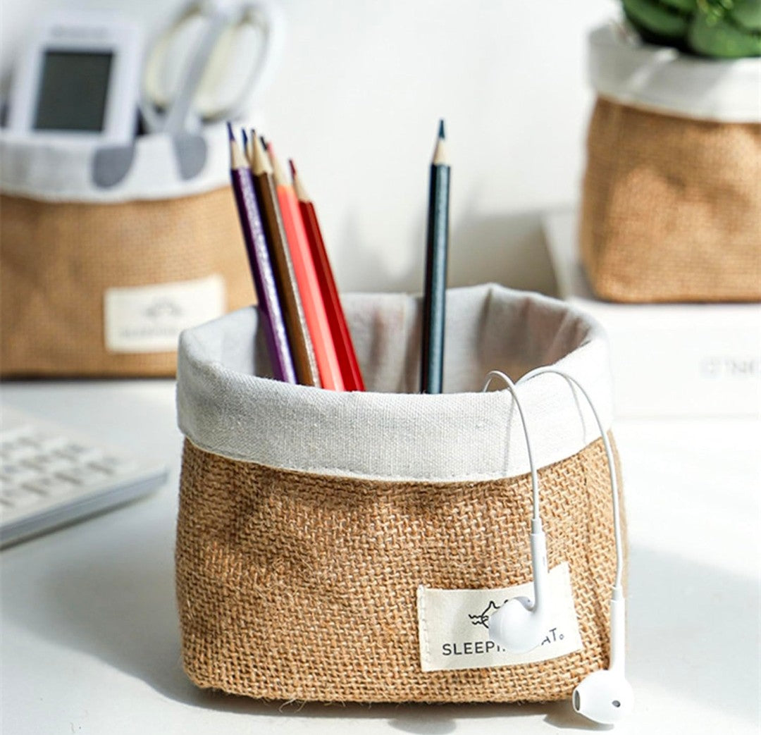 Mini hanging storage