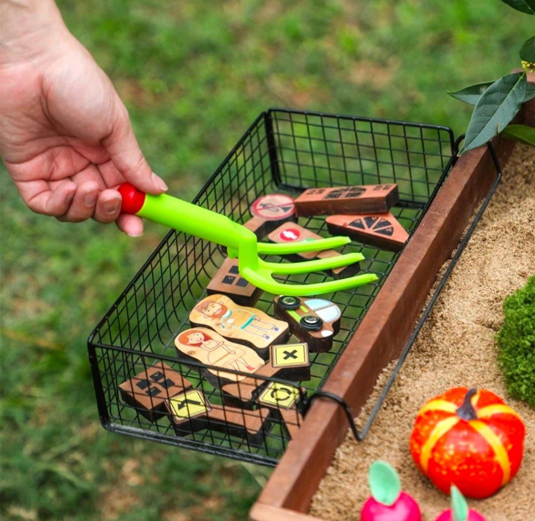 Kids Outdoor Play table