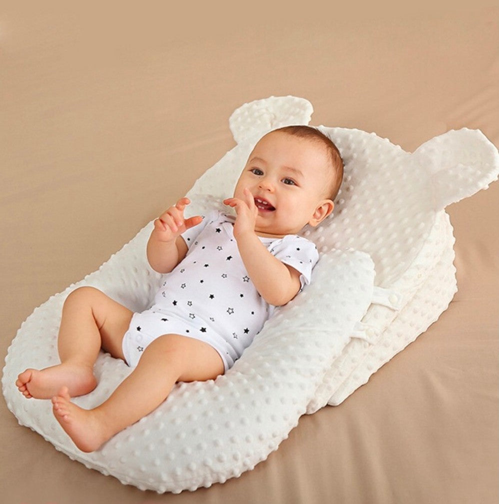 Baby Nest+Feeding